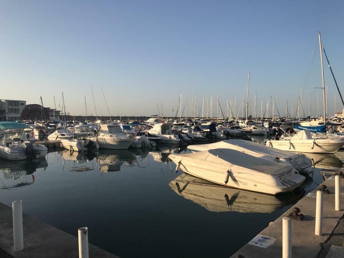 Apartment Sol Carihuela Торемолинос Екстериор снимка